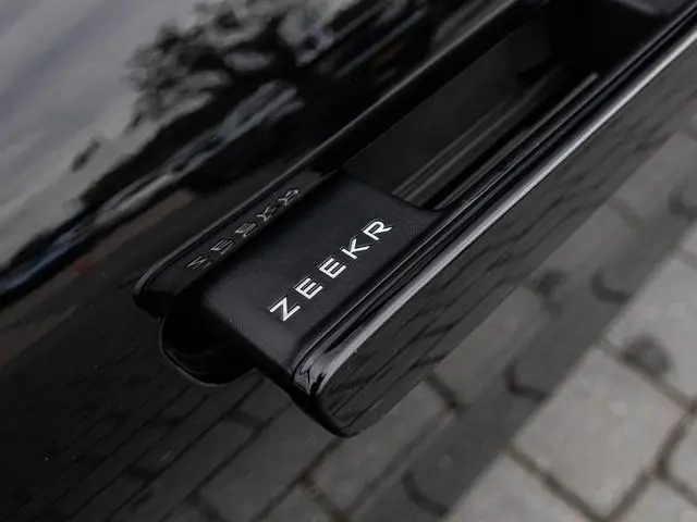 Zeekr 7GT