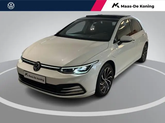 Volkswagen Golf 1.4eHybrid 150kW/204PK Style DSG · Panoramadak · Trekhaak · Apple/Android Car Play ·...