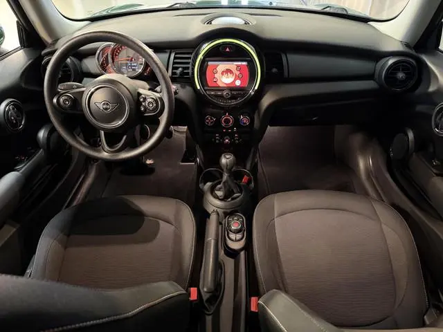 MINI 3-Deurs 1.5 One Salt 15"/Airco/Bluetooth/Centrale vergrendeling/Lichtsensor