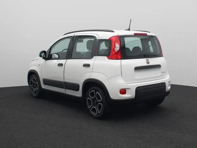 Fiat Panda 1.0 Hybrid City Life | 5 stoelen | 7" Touchscreen met DAB+ en Carplay | Airconditioning |...