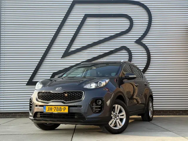 Kia Sportage 1.6 GDI First Edition 2e Eigenaar|Navi|Trekhaak|Camera|PDC|6-Bak|Bluetooth|N.A.P|Nieuwe...
