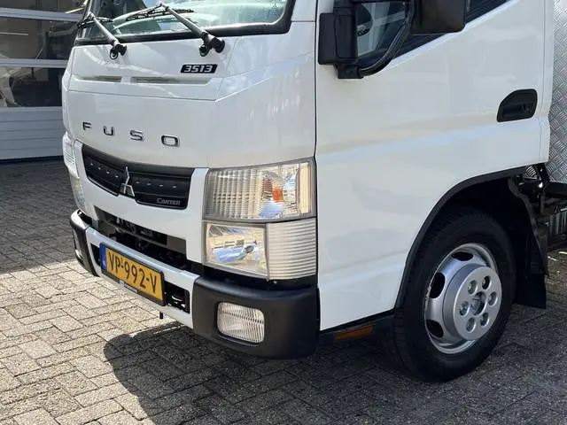 FUSO Canter