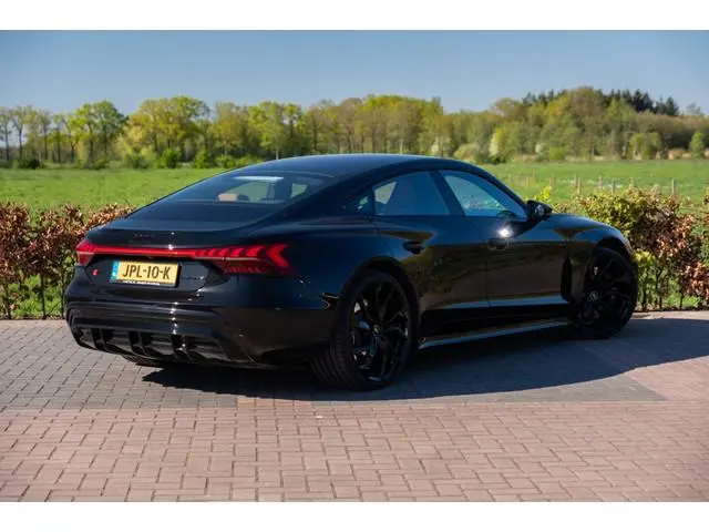 Audi e-tron GT