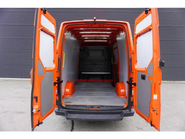 MAN TGE 140pk L3H3/L2H2 Apple carplay Camera Parkeersensoren Airco Standkachel