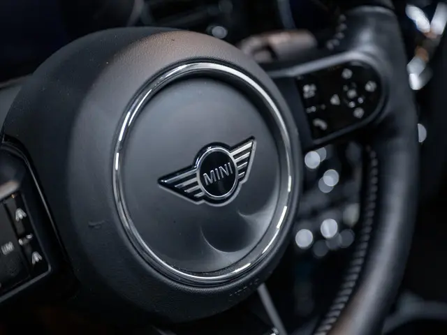 Mini Cabrio