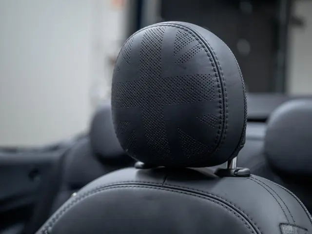 Mini Cabrio