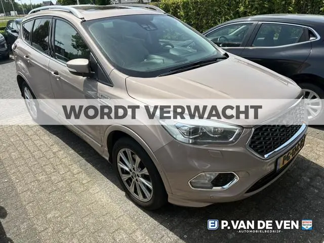 Ford Kuga 1.5 EcoBoost Vignale iAWD 182pk Automaat | Trekhaak | Adapt. Cruise | Panodak | Vol leder...