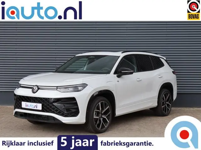 Volkswagen Tayron 1.5 eHybrid 272PK R-Line Black Style IQ.Light/Pano/Keyless/Camera/DCC/ACC/ Dodehoe...