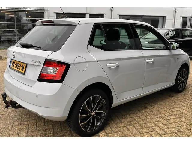 Skoda Fabia 1.2 TSI Drive 90PK | 1e Eigenaar | NL AUTO | Trekhaak | Parkeersensoren | APK tot 20-05-...