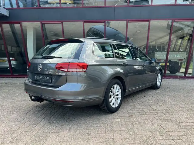 Volkswagen Passat Variant 1.4 TSI Comfortline | Cruise | PDC | Trekhaak | LED | Clima |