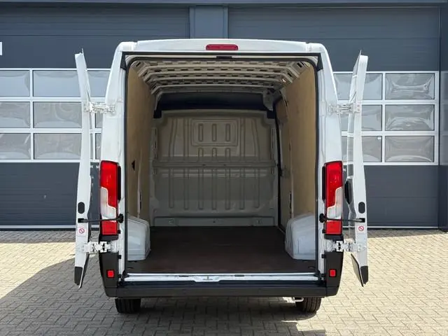Opel Movano L3H2 2.2D 140PK 3,0 T / Airco / Cruise / Carplay / Bluetooth / PDC / DAB / Rijstrook Ass...