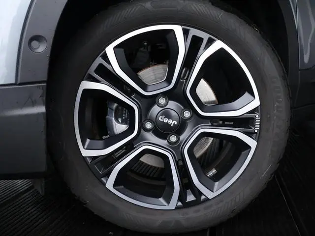 Jeep Avenger Summit 54 kWh | Full LED | Stoelverwarming | Voorruit verwarming | ACC