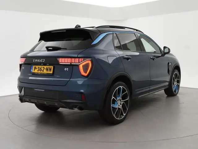 Lynk & Co 01 1.5 HYBRID 261 PK AUT. + 360 CAMERA | PANORAMA | SFEERVERLICHTING | ADAPTIVE CRUISE | F...