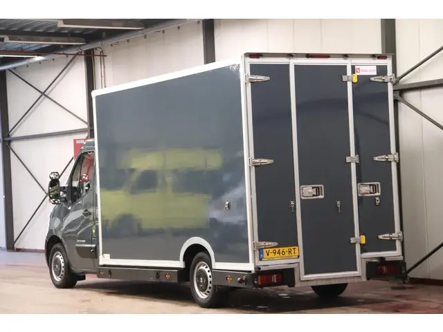 Renault Master 170PK AUTOMAAT LOWLINER VERKOOPWAGEN