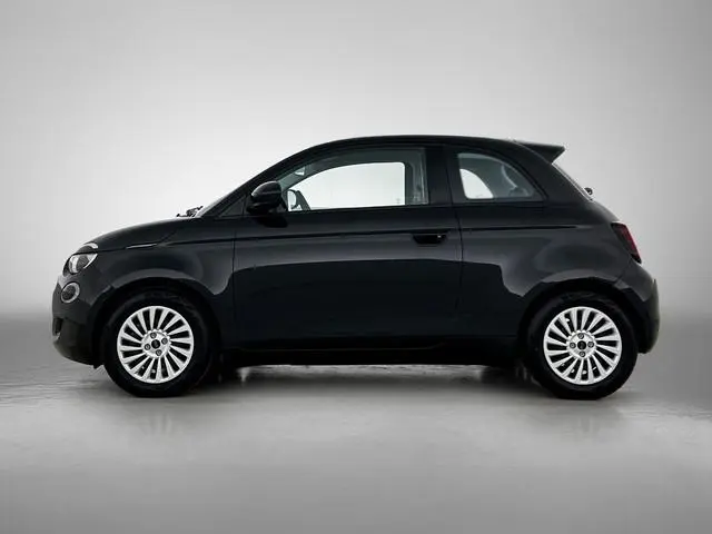 Fiat 500e 42 kWh | Apple Carplay & Android Auto | Cruise control | Bluetooth |