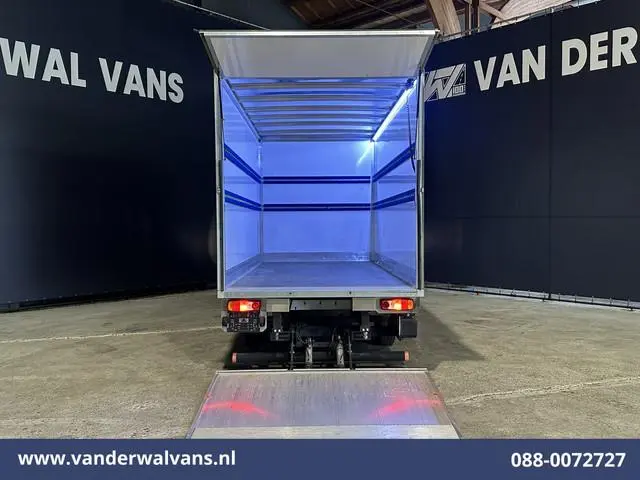 Renault Master 2.3 dCi 146pk Bakwagen 222cm Hoog Laadklep Euro6 Airco | Camera | LED | Navigatie | C...
