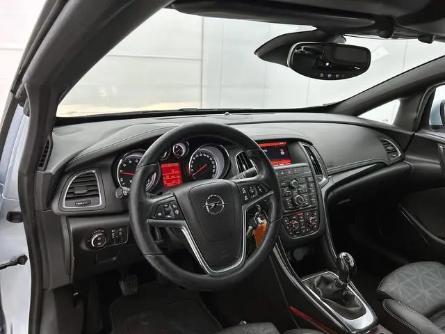 Opel Cascada