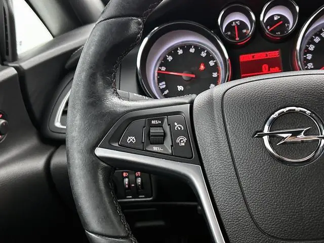 Opel Cascada
