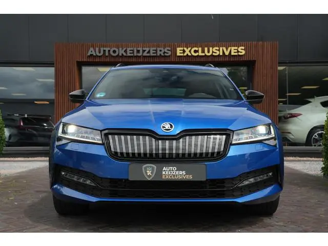Skoda Superb Combi 1.4 iV Sportline Panoramadak Canton 360 Camera Keyless Dab+ Side Assist Leder Alc...