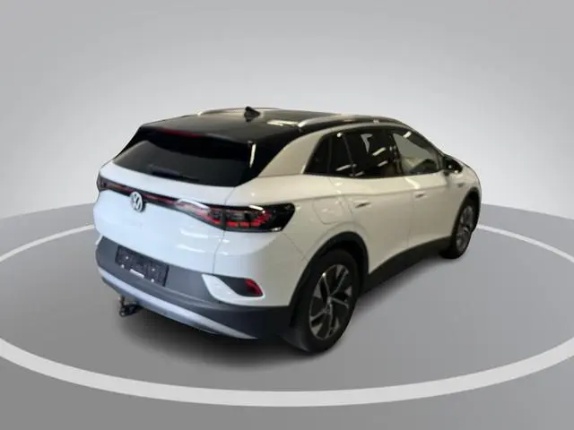 Volkswagen ID.4 Pro 77 kWh 174pk · Panoramadak · Inklap. Trekhaak · Warmtepomp · Matrix LED · Stuur-...