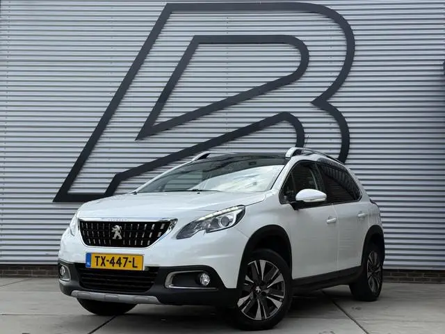 Peugeot 2008 1.2 PureTech Allure 2e Eigenaar|Navi|Pano|Carplay|Clima|Cruise|PDC|Dealer Onderhouden|A...