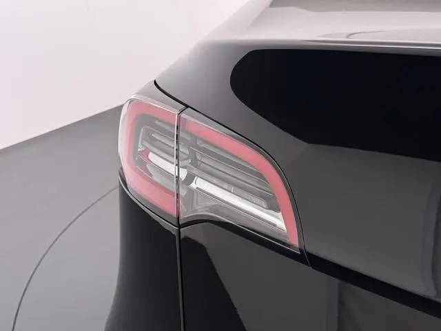 Tesla Model Y Long Range AWD 75 kWh SOH 95% | UNIEKE KM-STAND 37.000 KM | HW3/FSD3 | TESLA FABRIEKSG...