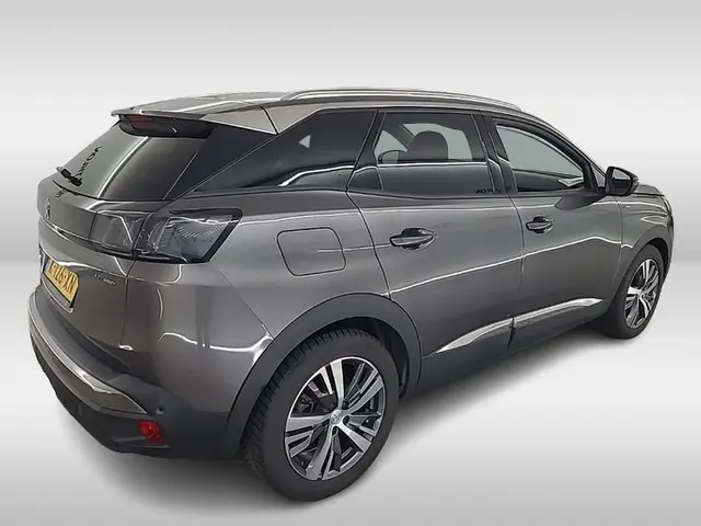 Peugeot 3008 1.6 HYbrid 225 Blue Lease Allure 1e-Eig. & Dealer-Onderh. BOVAG-Garantie. NL-Auto.
