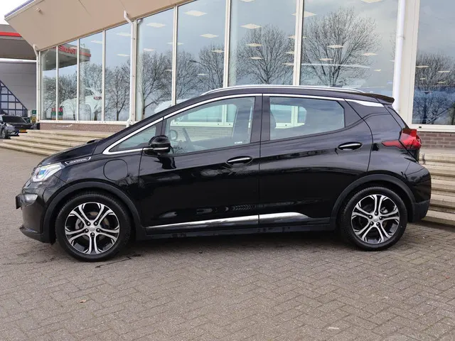 Opel Ampera-e