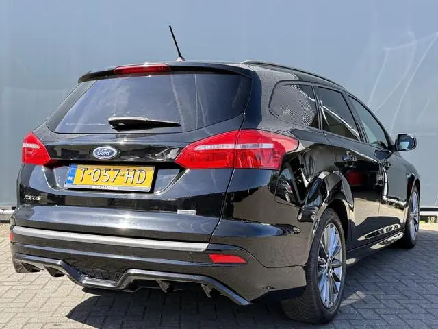 Ford Focus Wagon BWJ 2018 1.0 126 PK ST-Line ST-LINE | CLIMA | CRUISE | PRIV. GLAS | LMV 17 INCH | M...