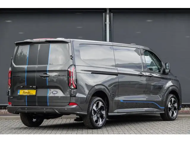 Ford Transit Custom L2H1 2.5 PHEV 233Pk | Sport | Plug In Hybrid | B&O Sound | 360° Camera | 2x schu...