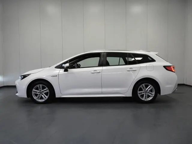 Toyota Corolla Touring Sports 1.8 Hybrid Business NAVI-APP/TREKH./ADAPT.CRUISE/LED/16"LMV!