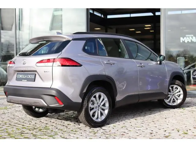 Toyota Corolla Cross Hybrid 140 Active, € 3.000 Inruil Voordeel! Safety Pack, Apple carplay, Android...