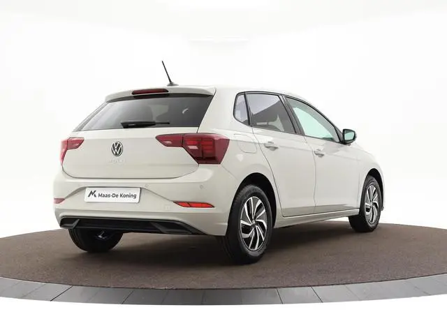 Volkswagen Polo Life Edition 1.0 TSI 95 pk 5 versn. Hand · Airconditioning automatisch, 2-zone (clim...