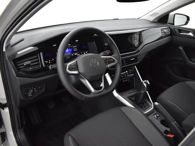 Volkswagen Polo Life Edition 1.0 TSI 95 pk 5 versn. Hand · Airconditioning automatisch, 2-zone (clim...