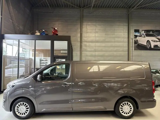 Toyota pro-ace