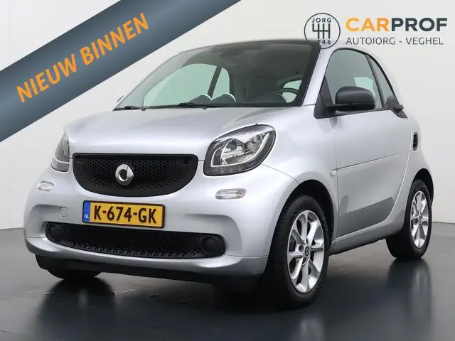 smart fortwo 1.0 Passion Automaat | Panoramadak | Cruise controle | Stoel verwarming |