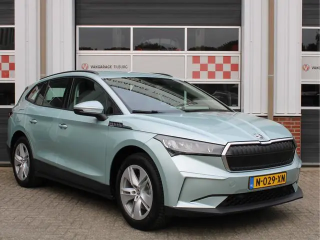 ŠKODA Enyaq iV 60 SOH 91,7%/Carplay/Navi/Cruise/Half Leer/PDC/Standkachel