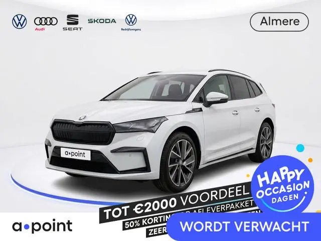Skoda Enyaq iV 60 Sportline 180pk | Navigatiesysteem | voorstoelen verwarmd | Apple Carplay/Android...