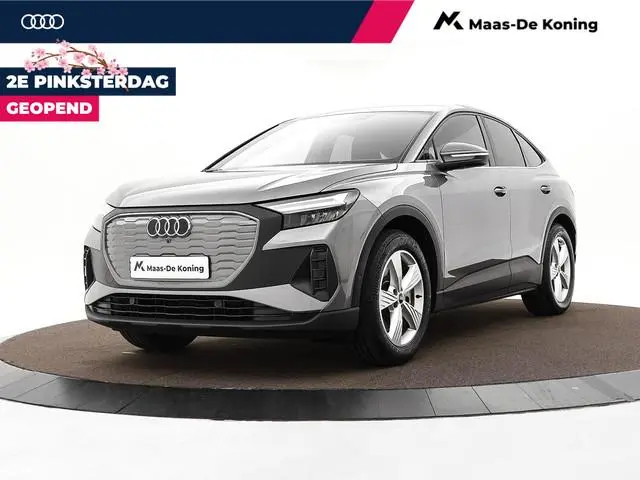 Audi Q4 e-tron 40 Edition 77 kWh 204pk · SOH 96% · Camera · Keyless · Head-Up Display · ACC · Sports...