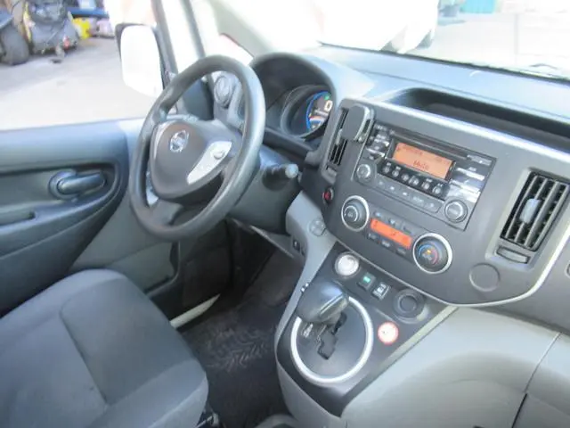 Nissan NV200