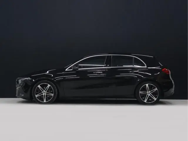 Mercedes-Benz A-klasse 180 Luxury Line [ADAPTIVE CRUISE, APPLE CARPLAY, ANDROID, STOELVERWARMING, DI...