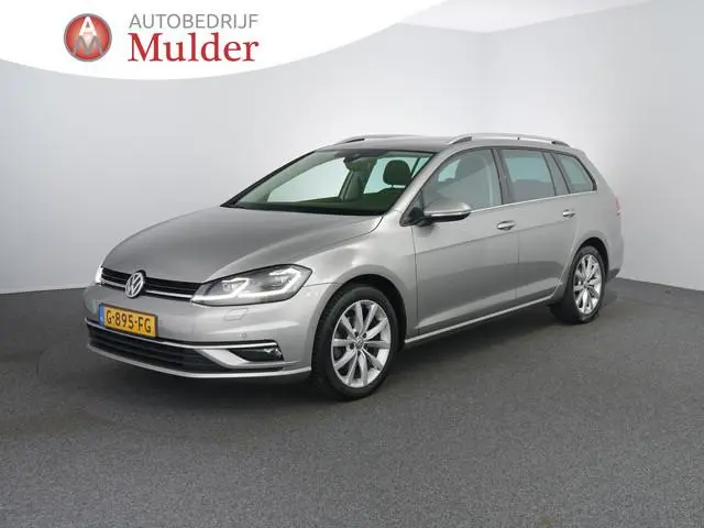 Volkswagen Golf Variant 1.5 TSI Highline Business R | Winterpakket | Camera | Virtual | ACC |