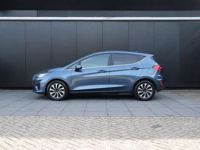 Ford Fiesta 1.0 EcoBoost Hybrid Titanium | AUT. | TREKHAAK | STOEL/STUURVERW. | PDC | APPLE CARPLAY...