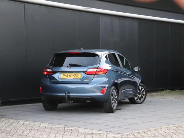 Ford Fiesta 1.0 EcoBoost Hybrid Titanium | AUT. | TREKHAAK | STOEL/STUURVERW. | PDC | APPLE CARPLAY...