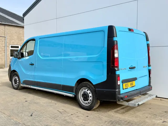 Renault Trafic 2.0 DCI 150PK Automaat L2H1 Cruise Control Airco sidebars camera Parkeersensoren Voor...