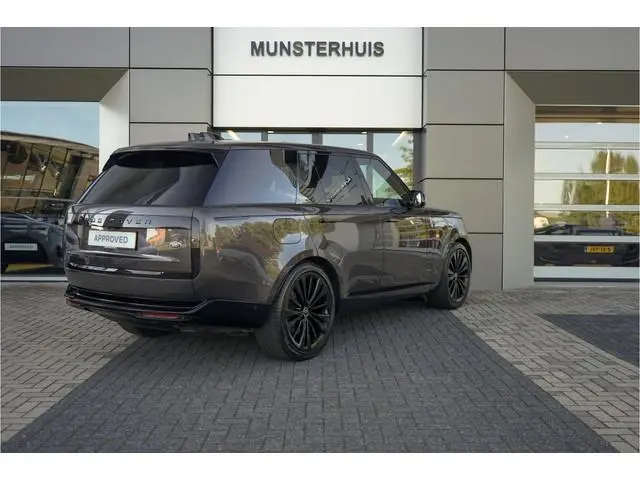 Land Rover Range Rover 4.4 P530 First Edition MHEV | Koelvak | Massage stoelen |
