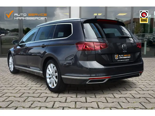 Volkswagen Passat Variant 1.4 TSI PHEV GTE | Trekhaak | Camera | Matrix |