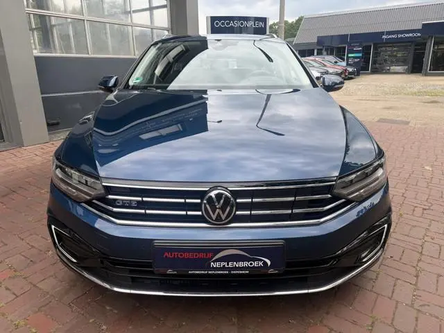 Volkswagen Passat Variant 1.4 TSI PHEV GTE Business | 2021 | Panoramadak | Trekhaak | Head-up Displa...