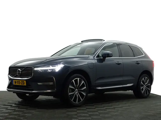 Volvo XC60 2.0 T6 Plug-in hybrid AWD Inscription- Panoramadak, Elek Trekhaak, Stuur/Stoelverwarming,...