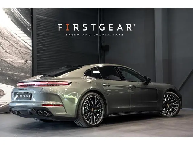Porsche Panamera 2.9 4S E-Hybrid *Panorama / Sport-Chrono / Sport-Design / HUD / Soft-Close / Surrou...